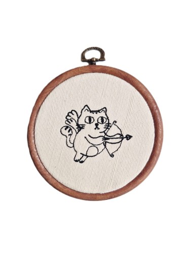 taborek z haftem - kot z łukiem