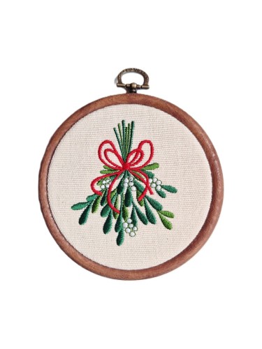 taborek z haftowanymi gałązkami jemioły