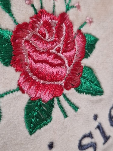 roza-haftowana.jpg