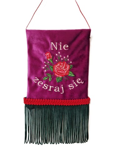 fioletowy-haftowany-proporczyk-ozdobny.jpg